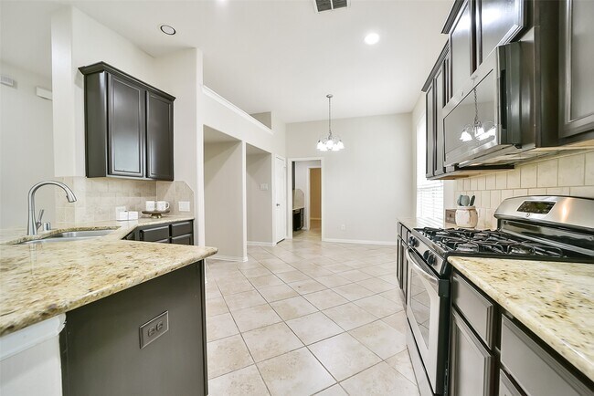 Building Photo - 2718 Misty Laurel Ct
