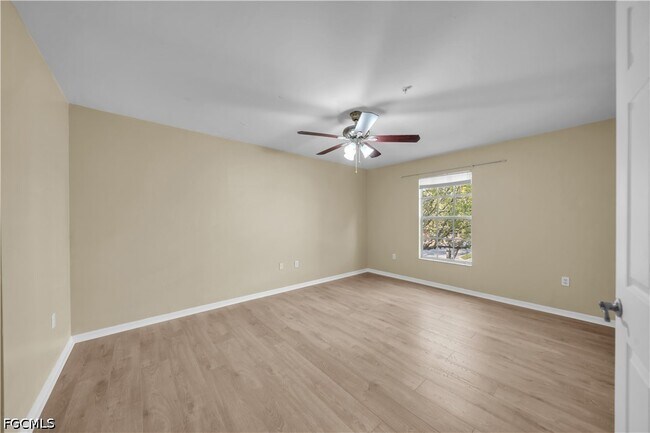 Building Photo - 1767 Four Mile Cove Pkwy