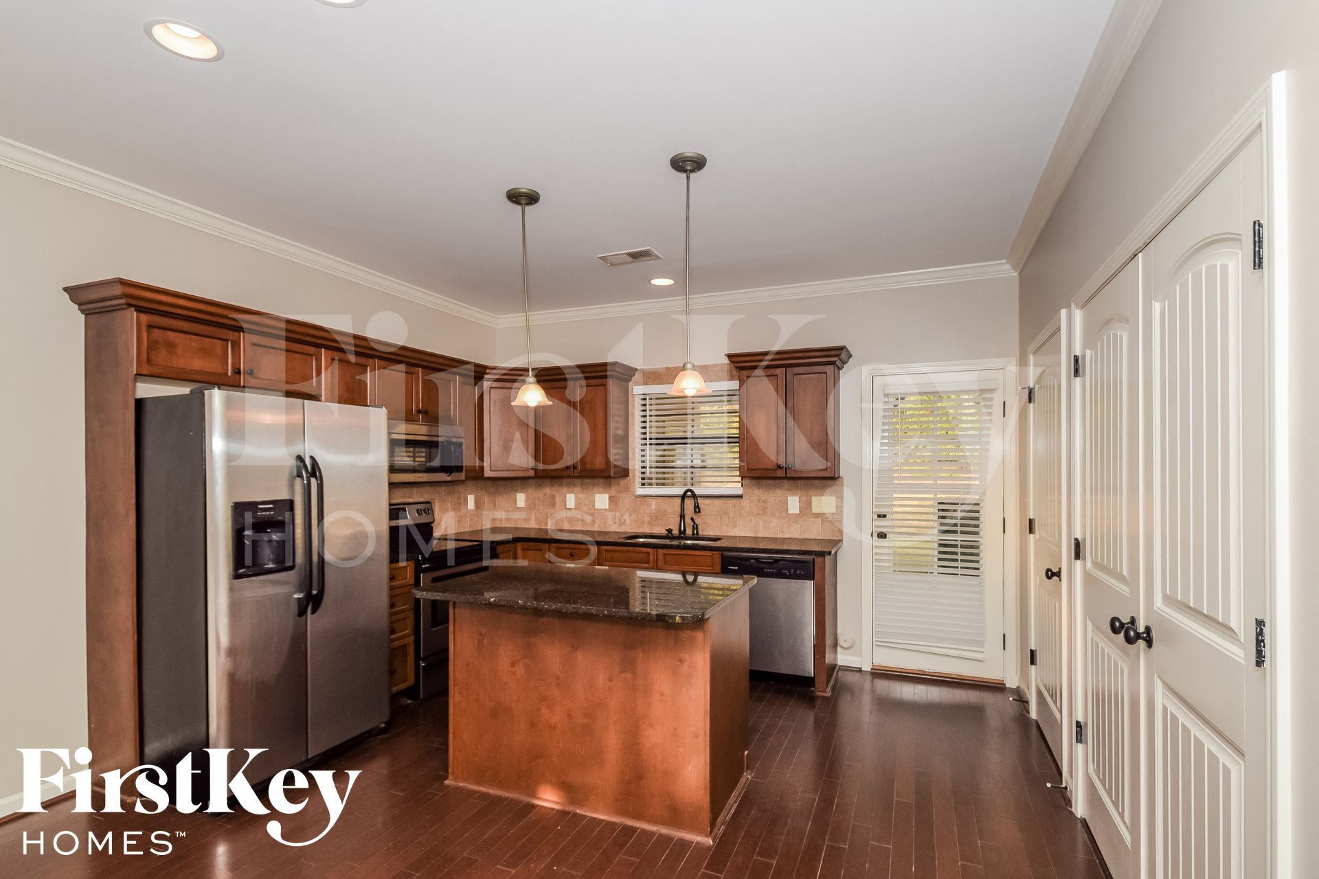 Building Photo - 7701 Timber Leaf Ln