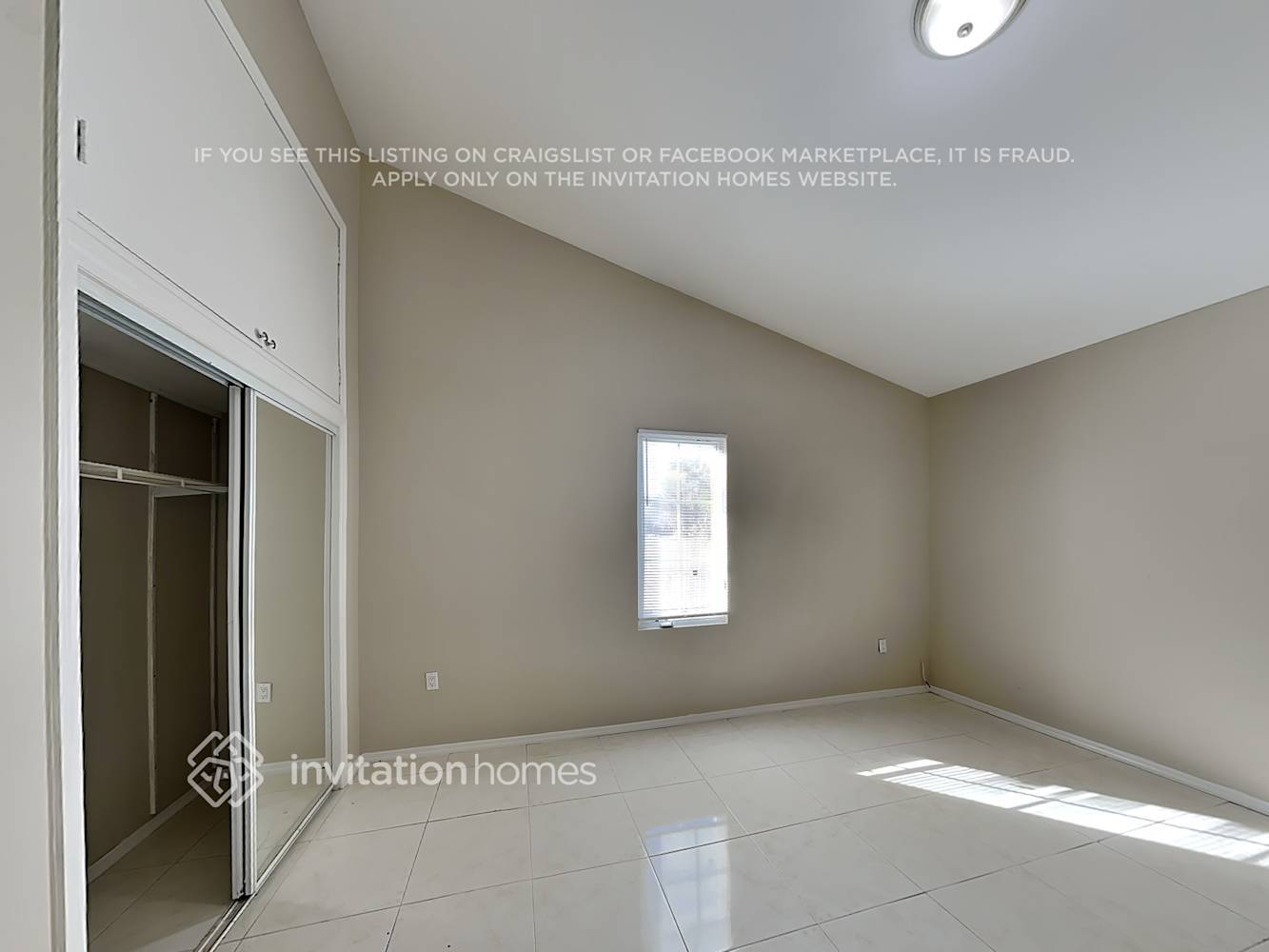 Building Photo - 2202 Curtis Dr N