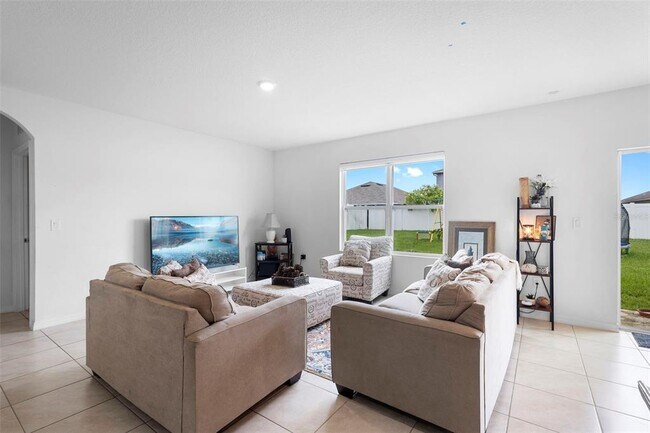 Building Photo - 5125 Fiddlewood Way