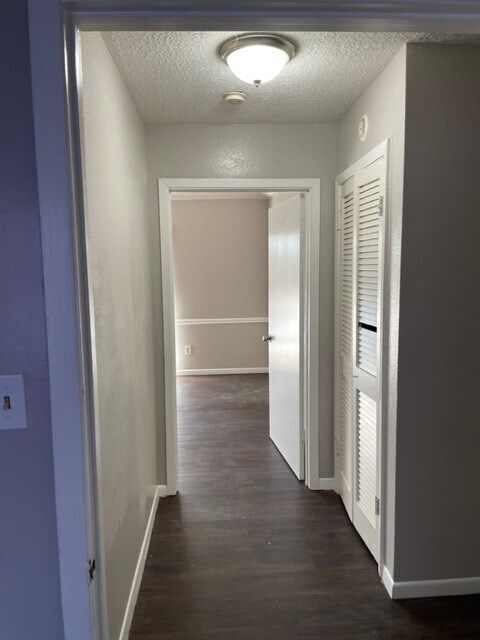 Building Photo - 13620 Rosewood St