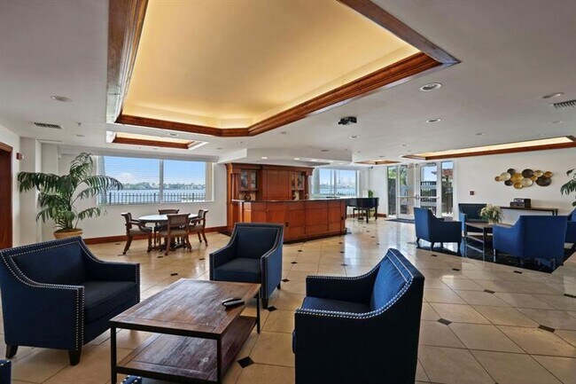 Building Photo - 1803 N Flagler Dr