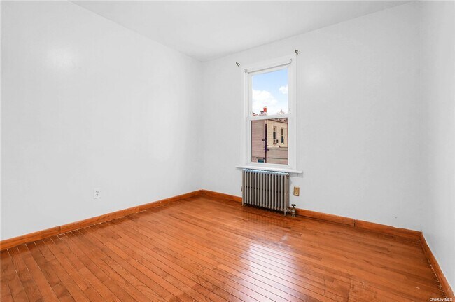 Building Photo - 75-09 91st Ave