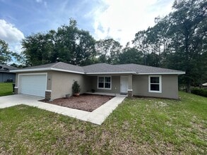 Building Photo - Rainbow Acres 3/2 Large Lot and Garage