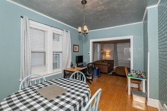 Building Photo - Duluth MN - 4 Bedroom - 2 Bathroom