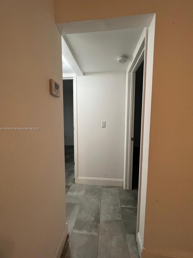 Building Photo - 501 NW 30th St