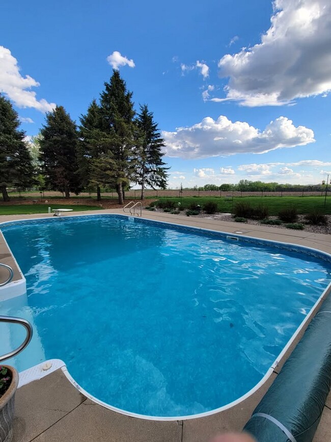 Building Photo - Executive-Level Rental Offering in SW Woodbury — Space, Privacy & High-End Finishes