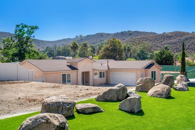 Building Photo - 9086 Los Coches Rd