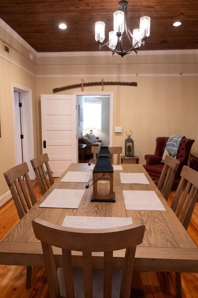 Building Photo - ***Furnished***Charming Historical Home for Lease in Downtown Winston-Salem