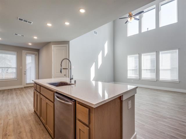 Building Photo - 8132 Legacy Trl