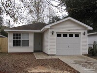 Building Photo - 8428 Walnut Ave