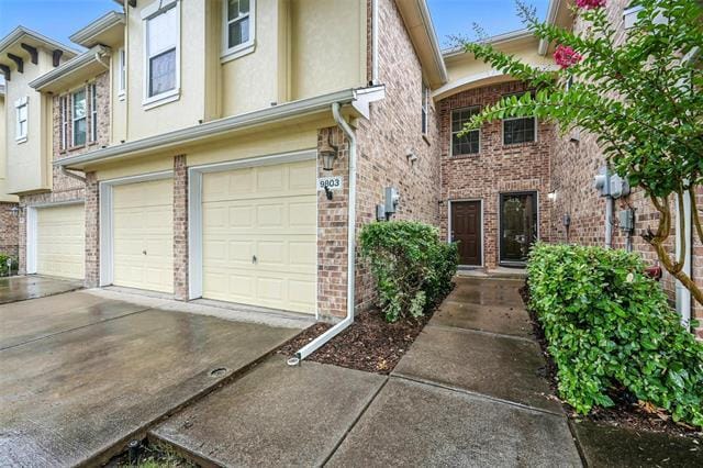 Building Photo - 9803 Wake Bridge Dr