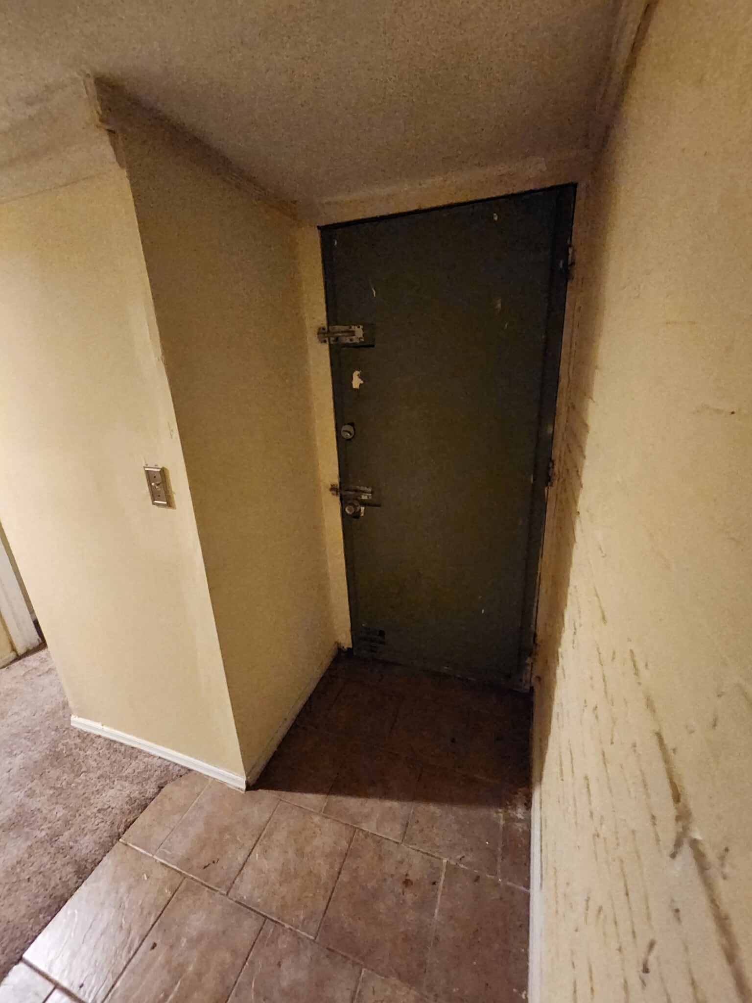 FRONT DOOR - 720 Madison Ave