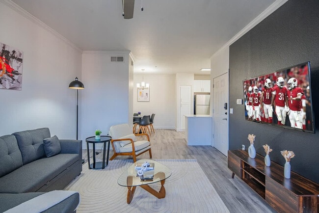 Building Photo - 7455 N 95th Ave