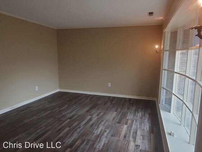 Building Photo - 3 br, 2 bath House - 402 SCOTT RD