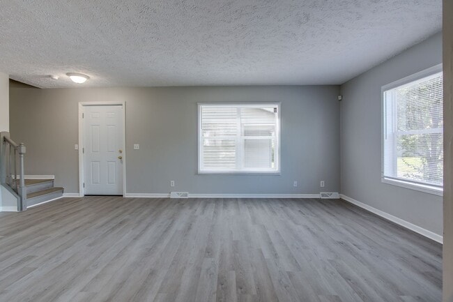 Building Photo - For Rent - Four-Bedroom Two-Bathroom Home Available NOW!