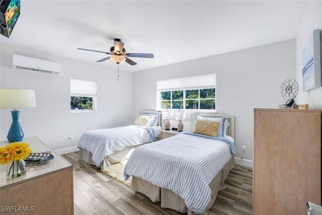 Building Photo - 3561 Thomasson Dr