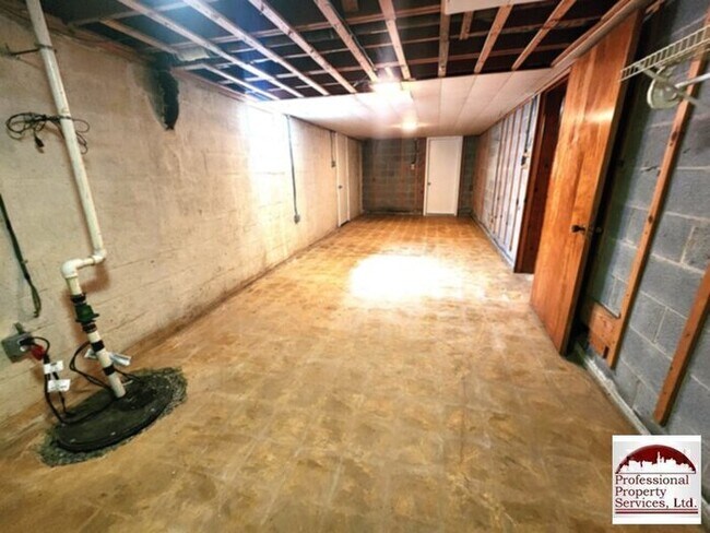 Building Photo - Charming Brick Rancher Offers A Perfect Blend Of Country Living And Convenience