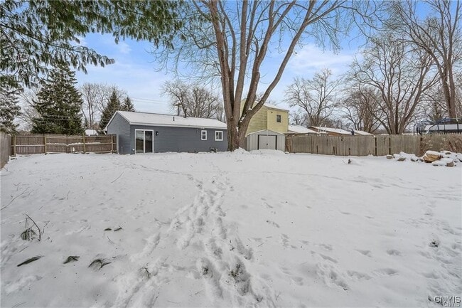 Building Photo - 7891 Areopagitica Ave