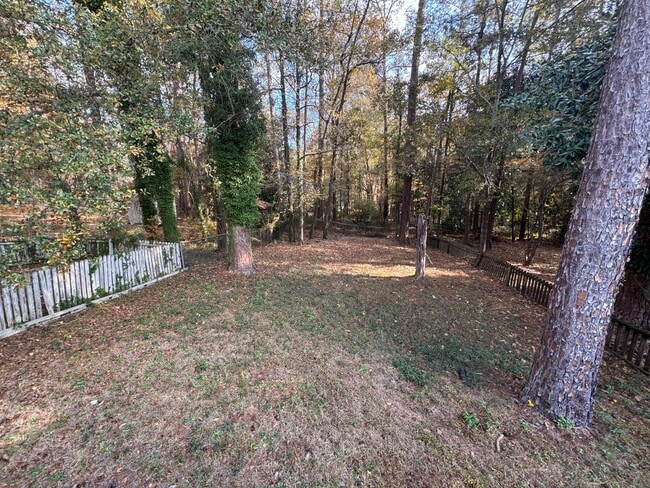 Building Photo - 113 Manor Row