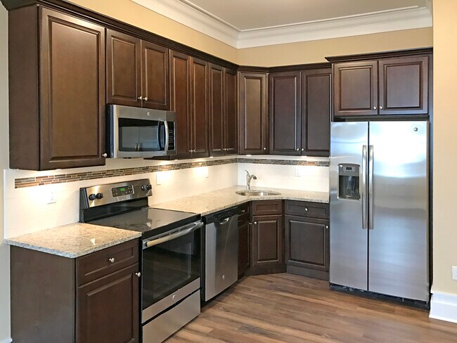 Building Photo - 19A Boulder Hills Boulevard