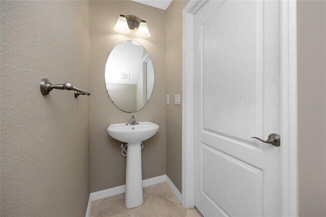 Building Photo - 5117 Bay Isle Cir