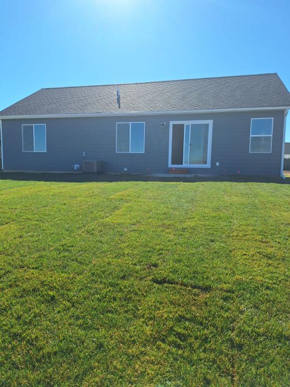 Building Photo - 208 Kinross Ct