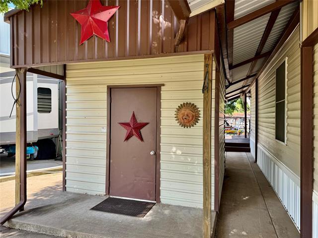 Building Photo - 609 Brazos Harbor Cir