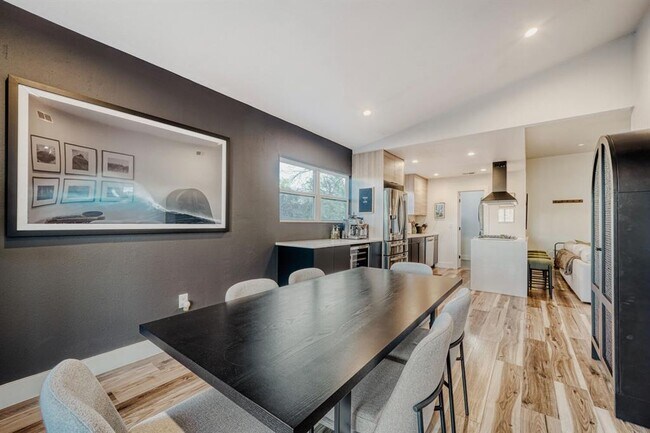 Building Photo - 5313 Downs Dr