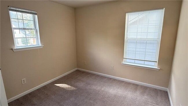 Building Photo - 2090 Atkinson Park Dr NW