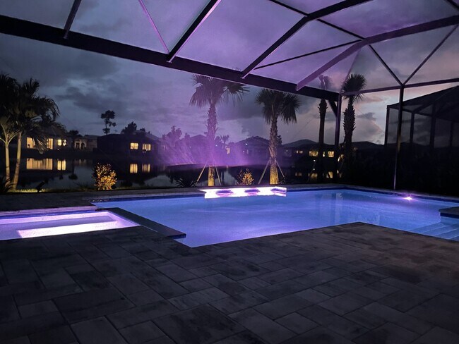 Building Photo - SALT WATER POOL AND SPA home in Greyhawk at the Everglades Golf and Country Club