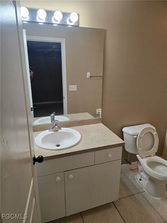 Building Photo - 2421 Churchill Ave N