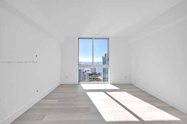 Building Photo - 335 S Biscayne Blvd