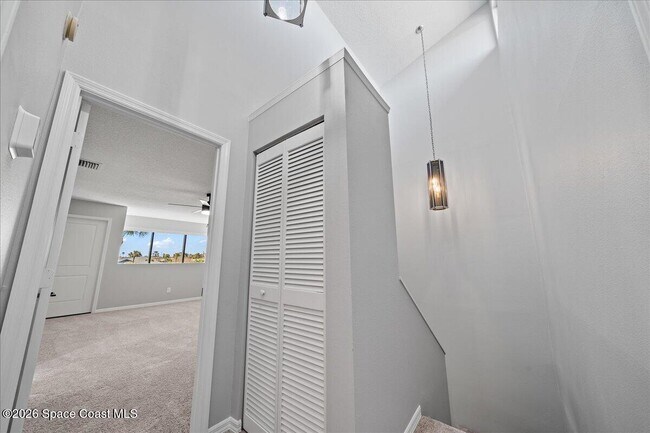 Building Photo - 1251 Beachside Ln