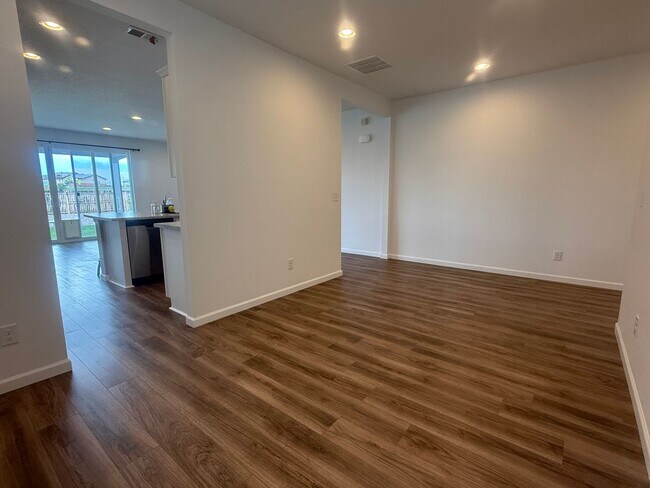 Building Photo - 9927 Beckham St