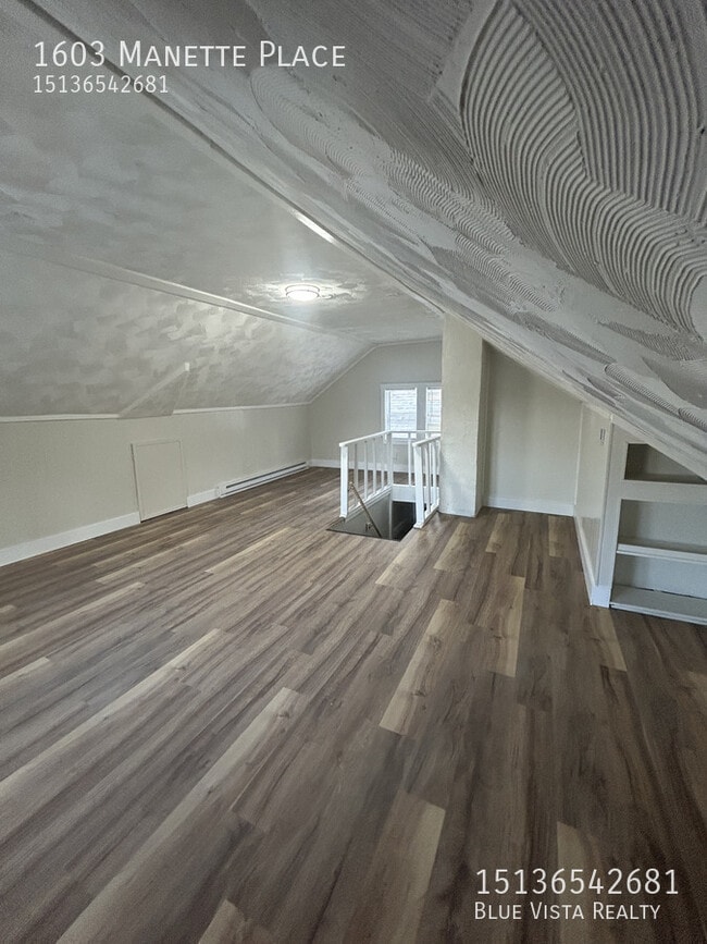 Building Photo - 1603 Manette Pl