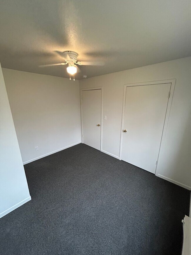 Building Photo - 3 Bedroom, Single-story Townhomes for rent in Madrid, IA