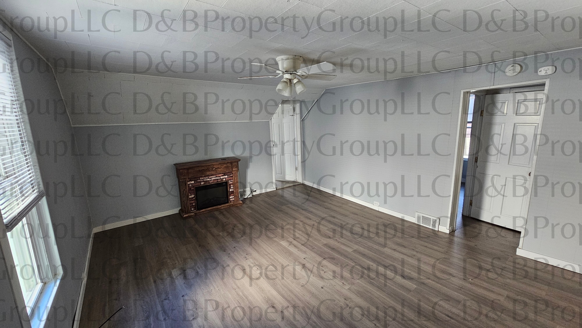 Building Photo - 939 Baraga St NE