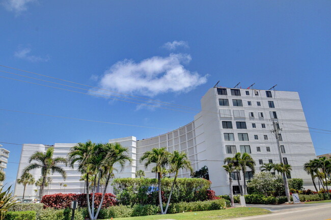 Building Photo - 3590 S Ocean Blvd