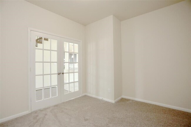 Building Photo - 2218 Golden Bay Ln