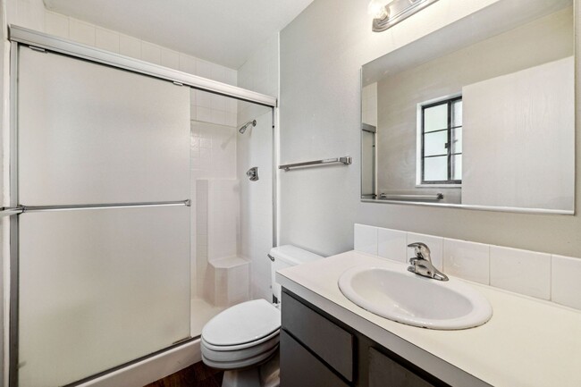 Building Photo - 2193 35th Ave Ct