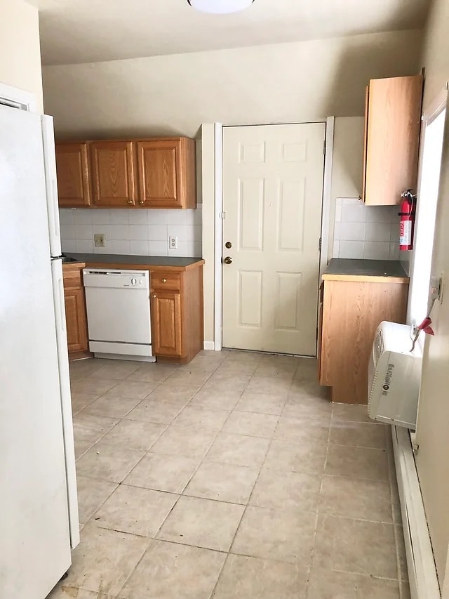 balcony entrance - 811 Washtenaw Ave