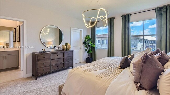 Building Photo - 135 SW 171st Ln