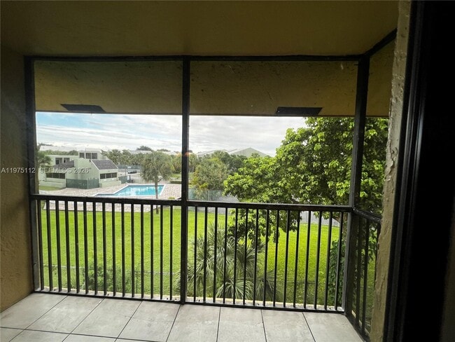 Building Photo - 9000 NW 28th Dr