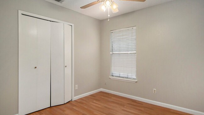 Building Photo - 2541 Galemeadow Dr