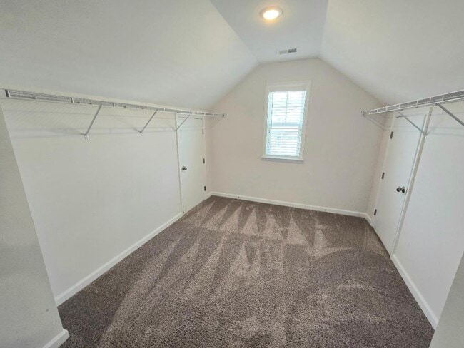 Building Photo - 733 Courtland Ln