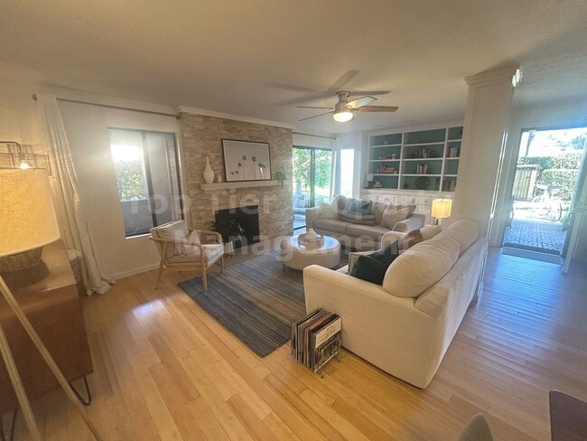 Building Photo - **Beautiful, Fully-Furnished 2 bed / 2.5 bath Townhome in Coastal Carlsbad - Available NOW**