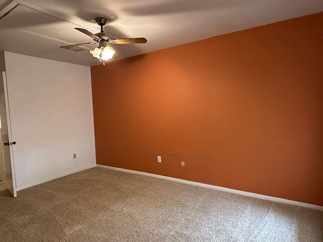 Building Photo - 17132 Beaver Springs Dr