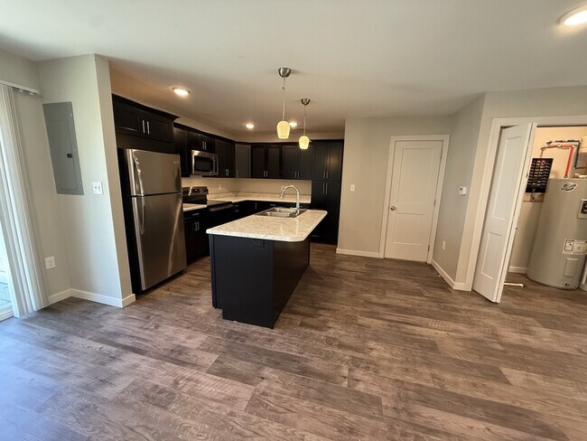 Building Photo - 209 Terrace Dr